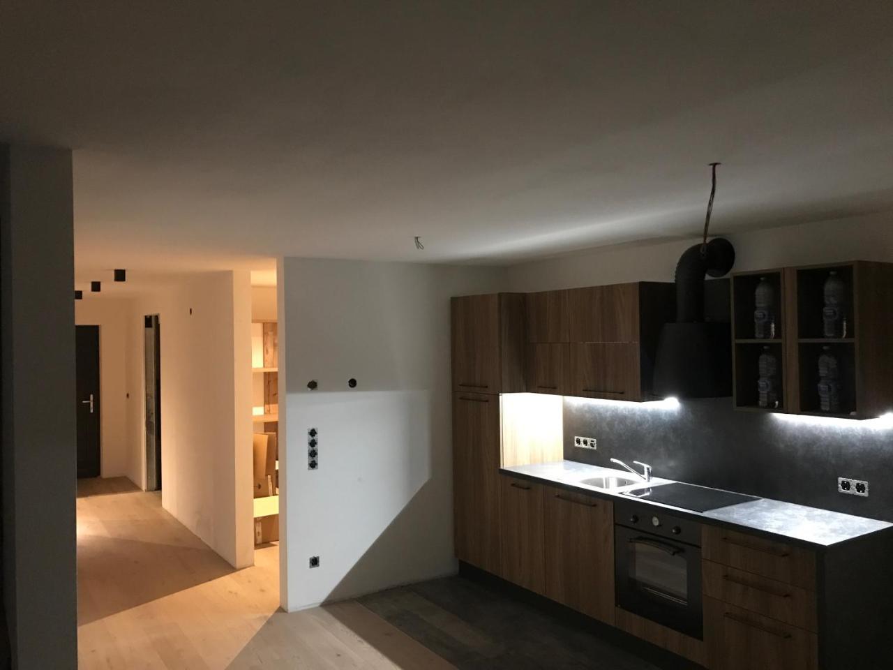 Antonya Apartments Schenna Exterior photo